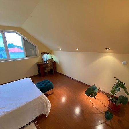 Cosy Bedroom For 2 With Balcony In A Family Villa Turnu Măgurele Esterno foto