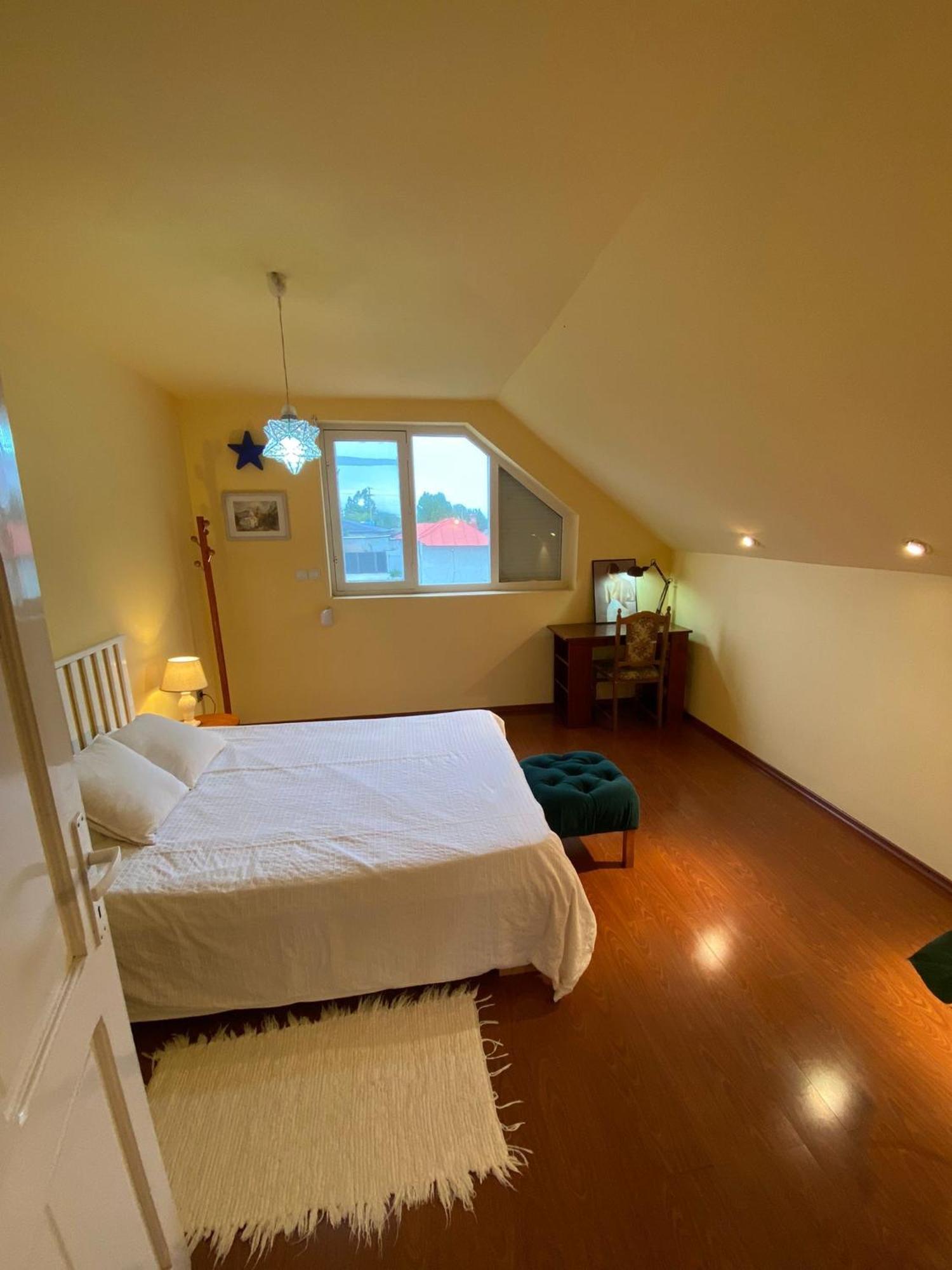 Cosy Bedroom For 2 With Balcony In A Family Villa Turnu Măgurele Esterno foto