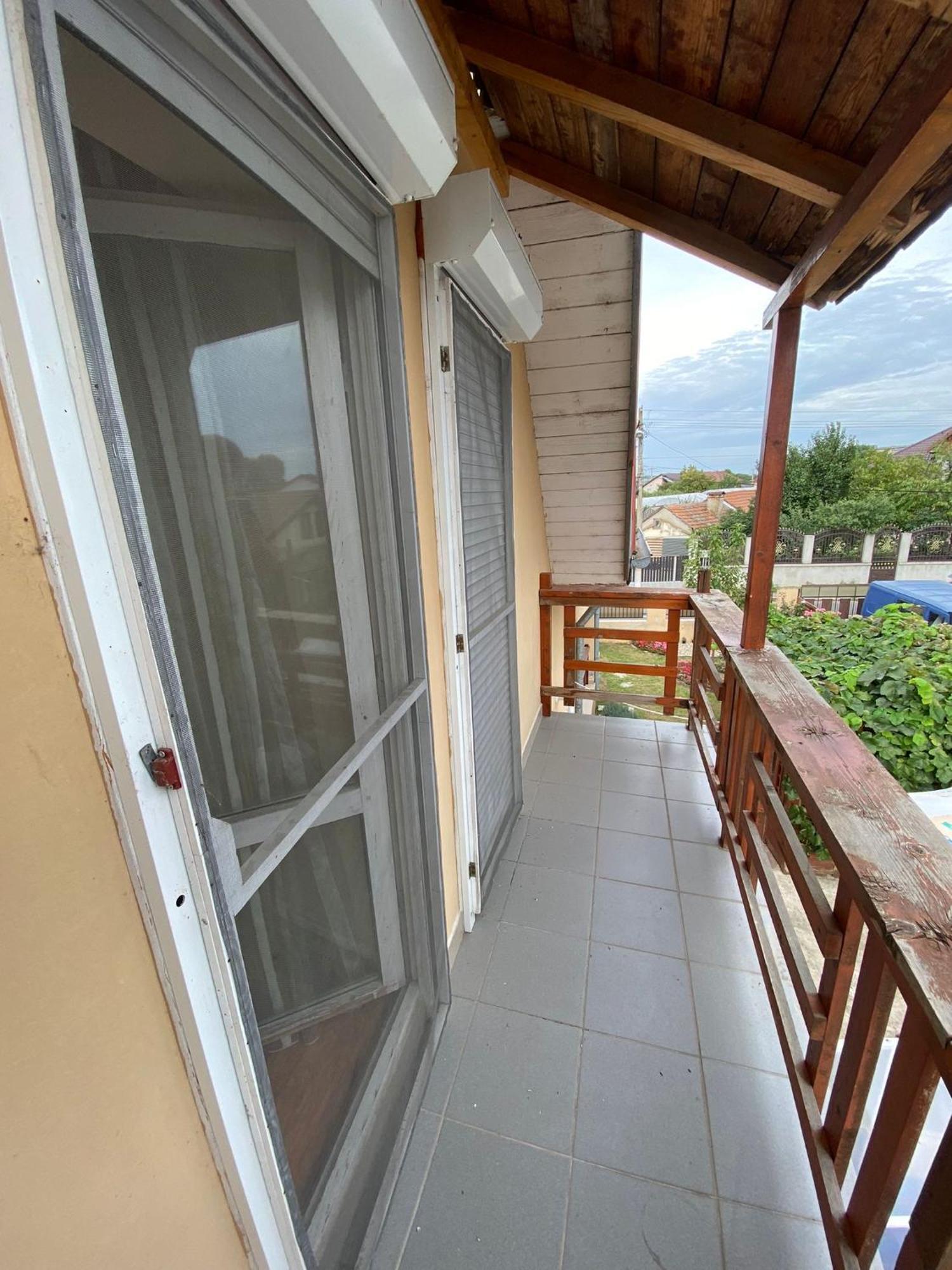 Cosy Bedroom For 2 With Balcony In A Family Villa Turnu Măgurele Esterno foto